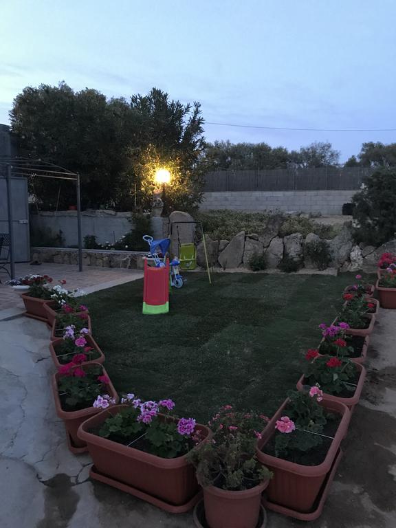 Azienda Multifunzionale S'Ozastro Marinella  Buitenkant foto