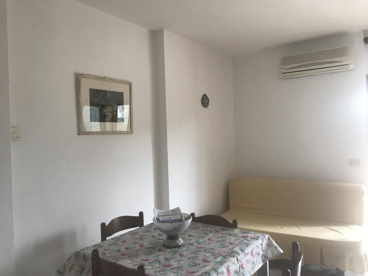 Azienda Multifunzionale S'Ozastro Marinella  Buitenkant foto